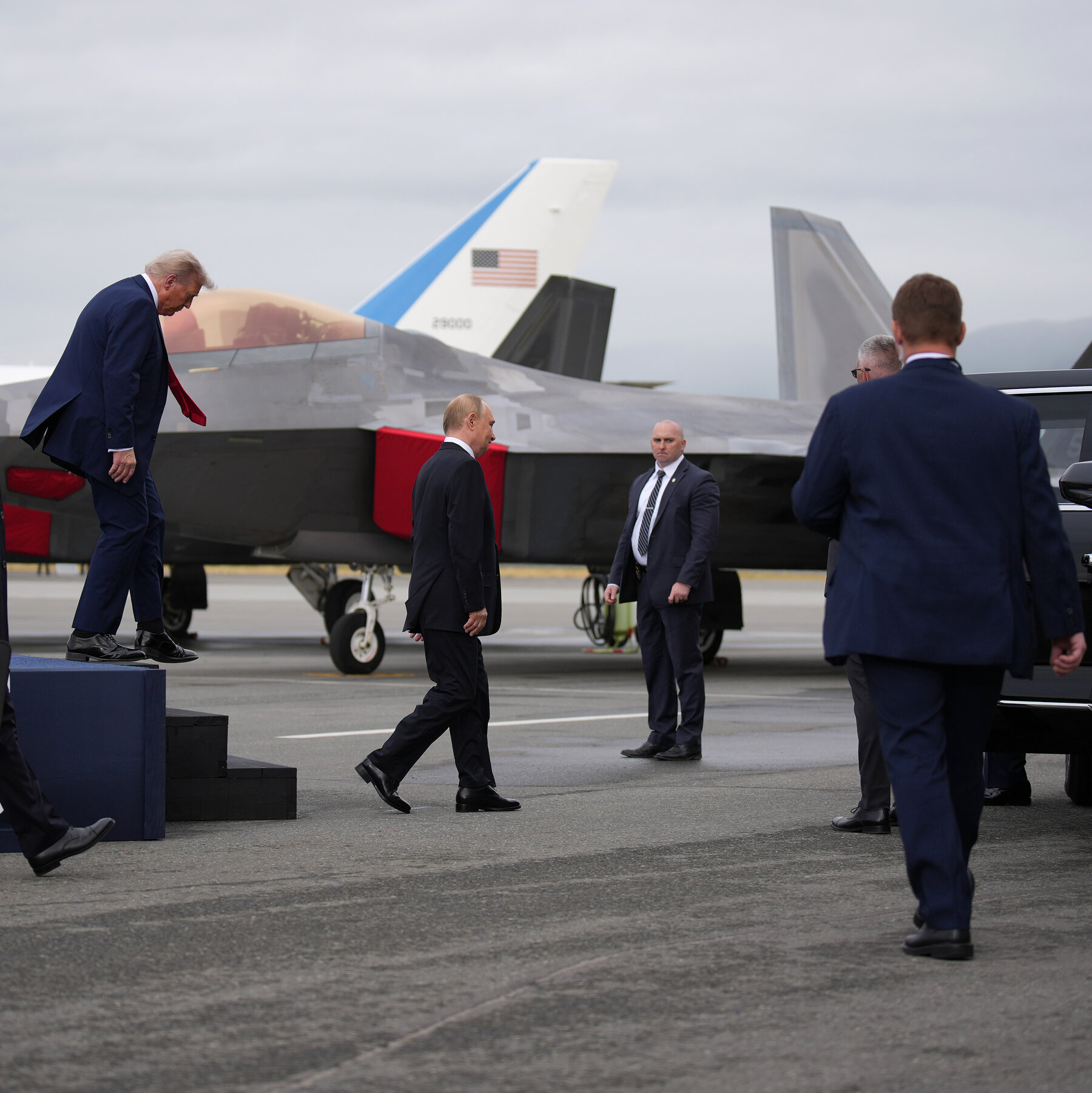 Trump and Putin’s isolated limousine conversation.