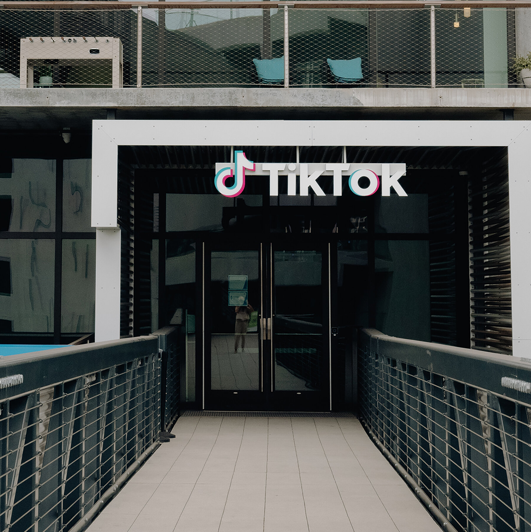 Trump and Xi Could ‘Consummate’ TikTok Deal This Week, Bessent Says