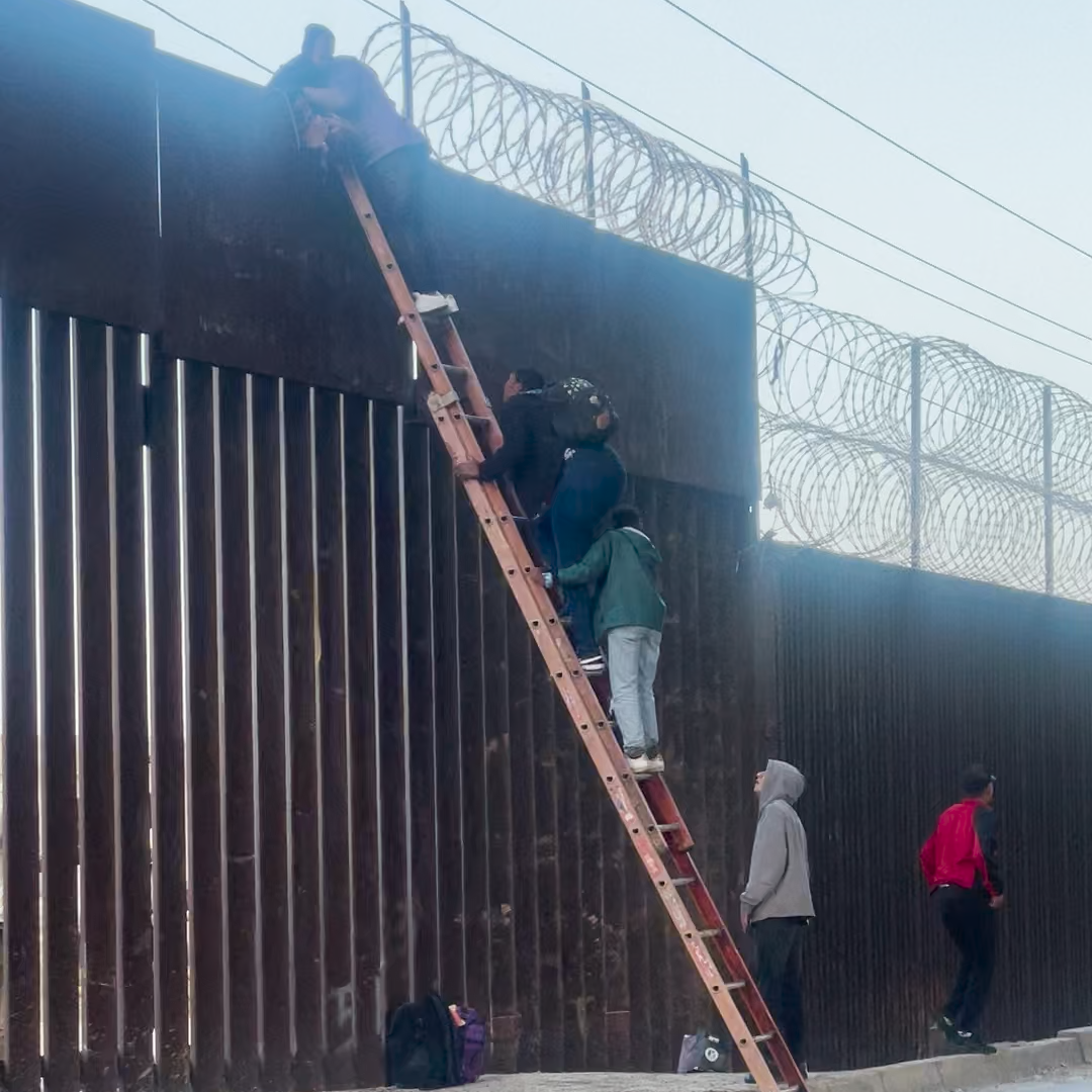 Trump Closes Border, Leaving Migrants in Mexico With Few Options
