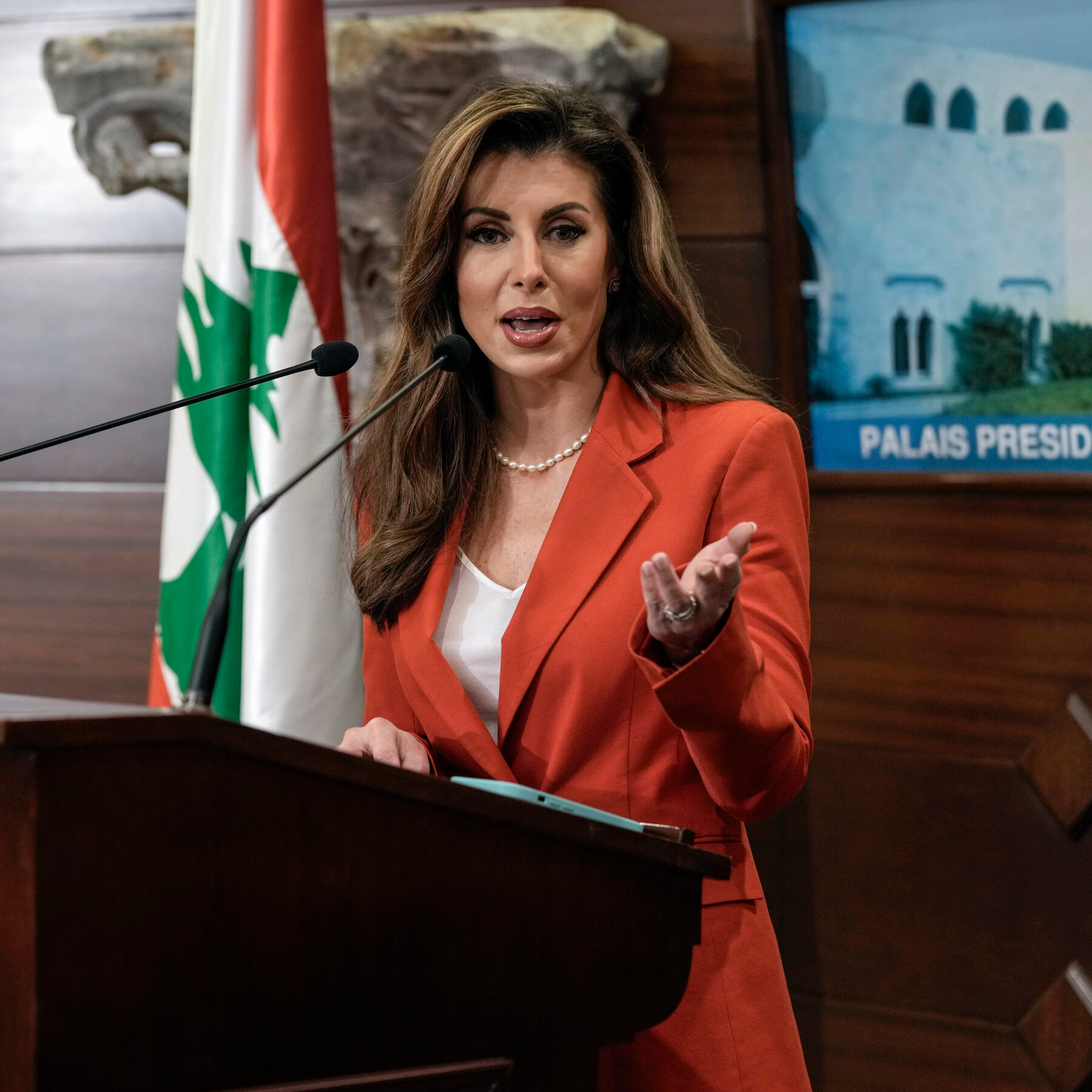Trump Envoy Pushes Lebanon’s New Leaders to Isolate Hezbollah