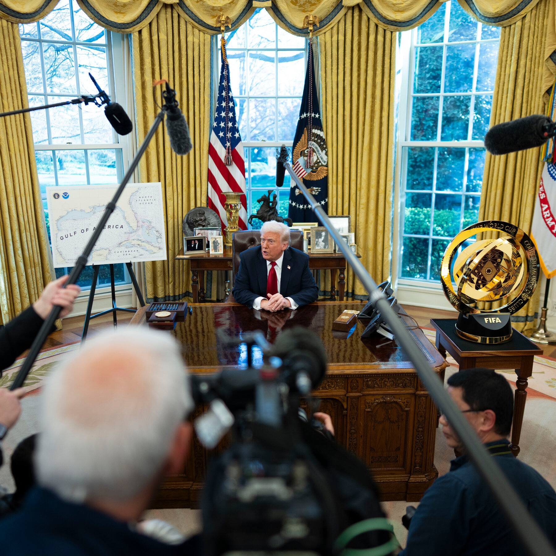 Trump Floats Chinese Tariff Cuts in Exchange for TikTok Deal