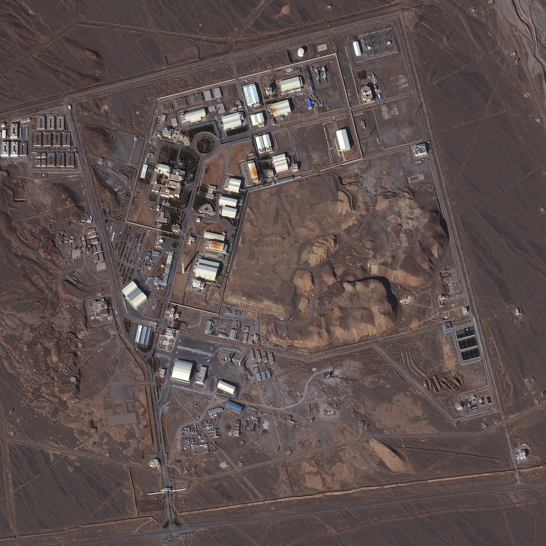Trump Freeze on Aid to Nuclear Inspectors Undercuts His Iran Policy
