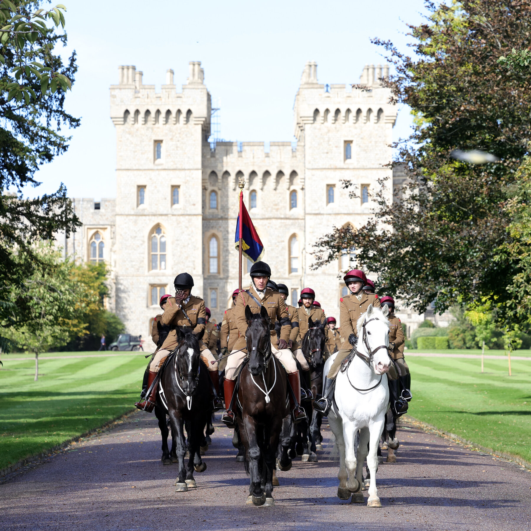 Trump Leaves Tense America Behind for Royal Retreat on U.K. State Visit
