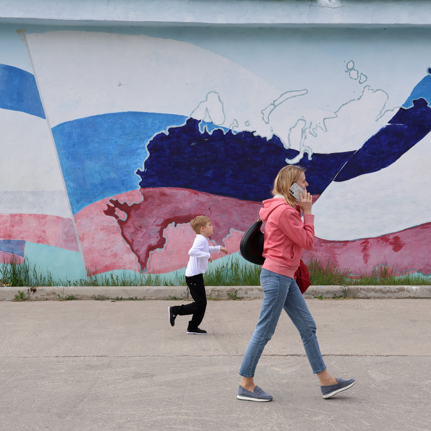 Trump May Concede Crimea to Russia, Ending Decade of U.S. Resistance