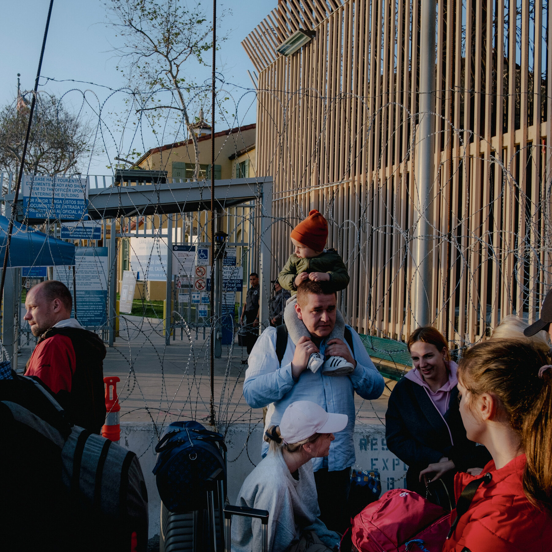 Trump Officials Pause Programs to Let In Immigrants, Including Ukrainians