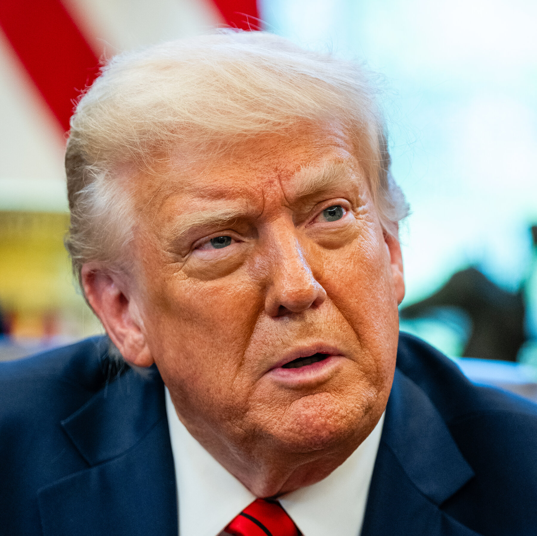 Trump Shifted on Tariffs After Bond Holders Got Jittery. He Held Millions Himself.