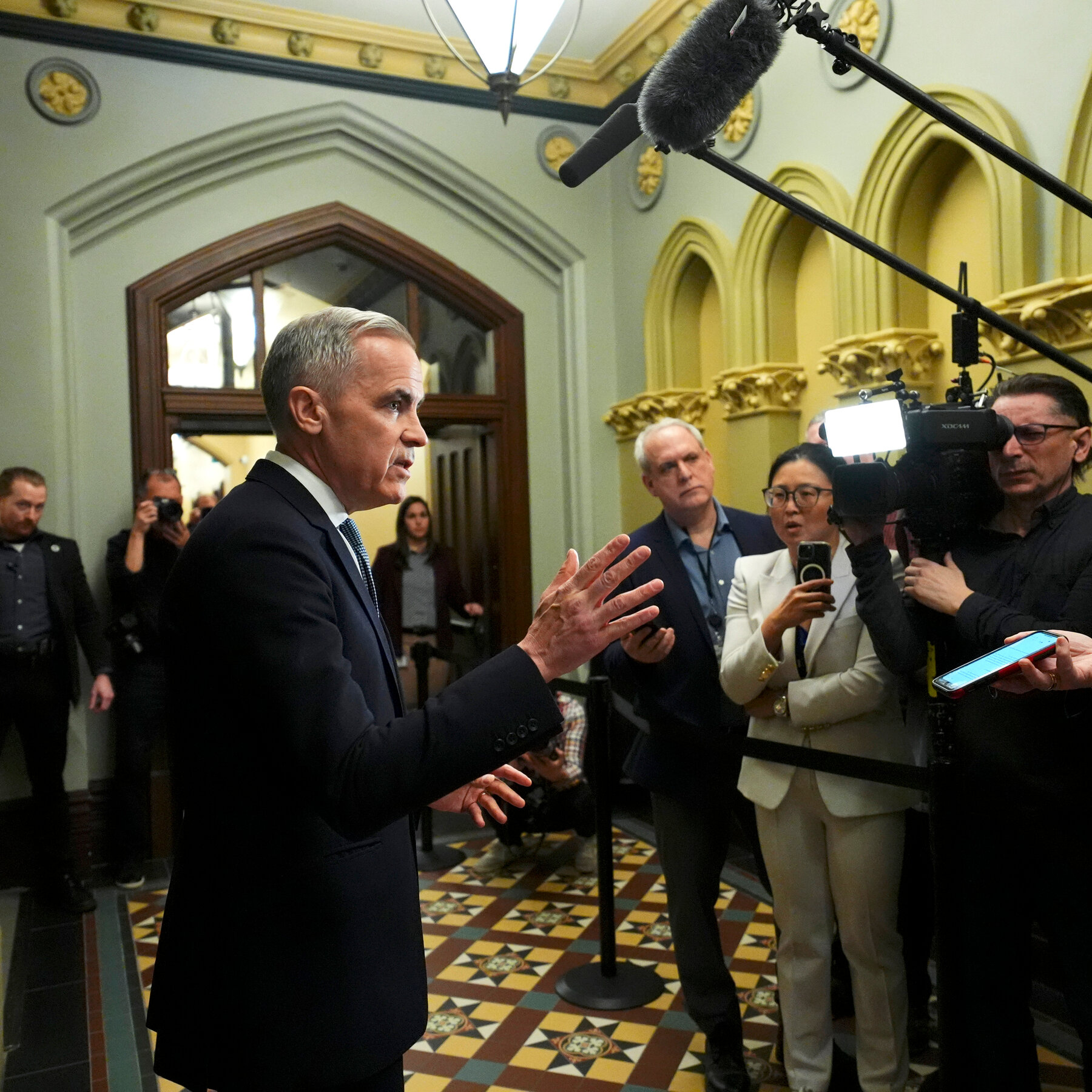 Trump Tariffs Muddle Campaigning for Canada’s Conservatives