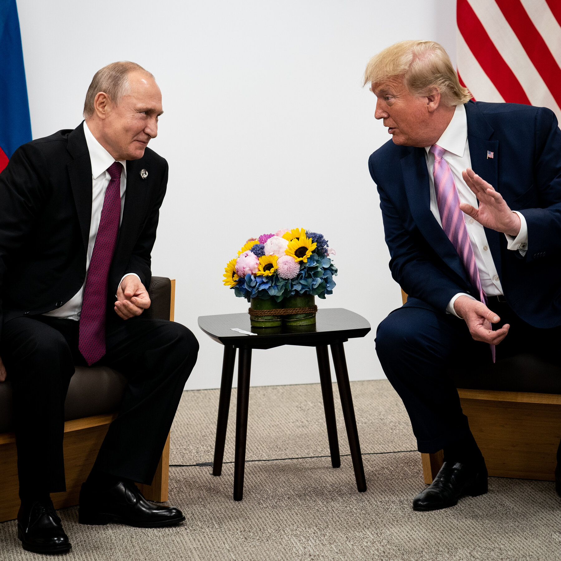 Trump Tells European Leaders He Intends to Meet With Putin and Zelensky