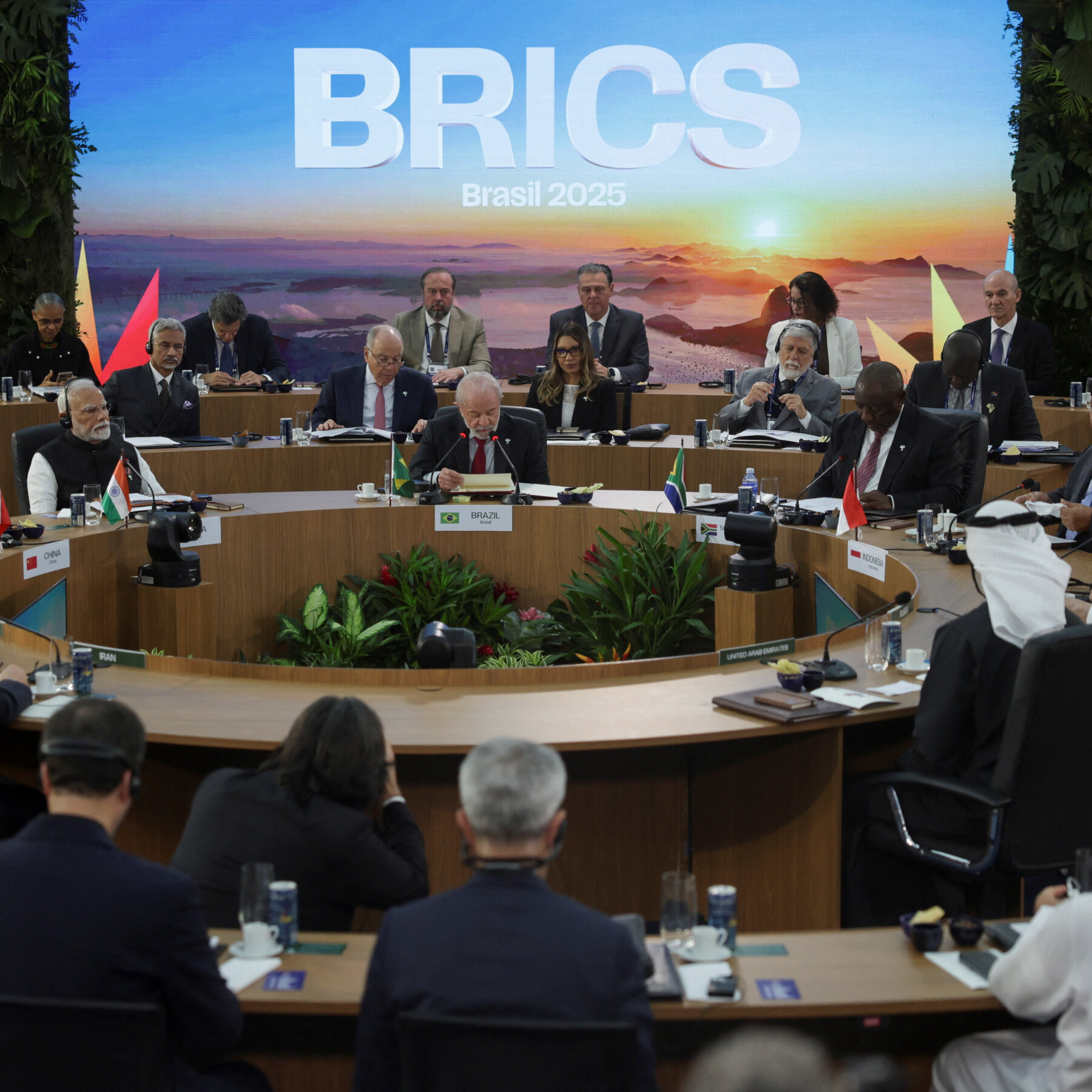 Trump Threatens Tariffs on Countries Aligned With BRICS Nations