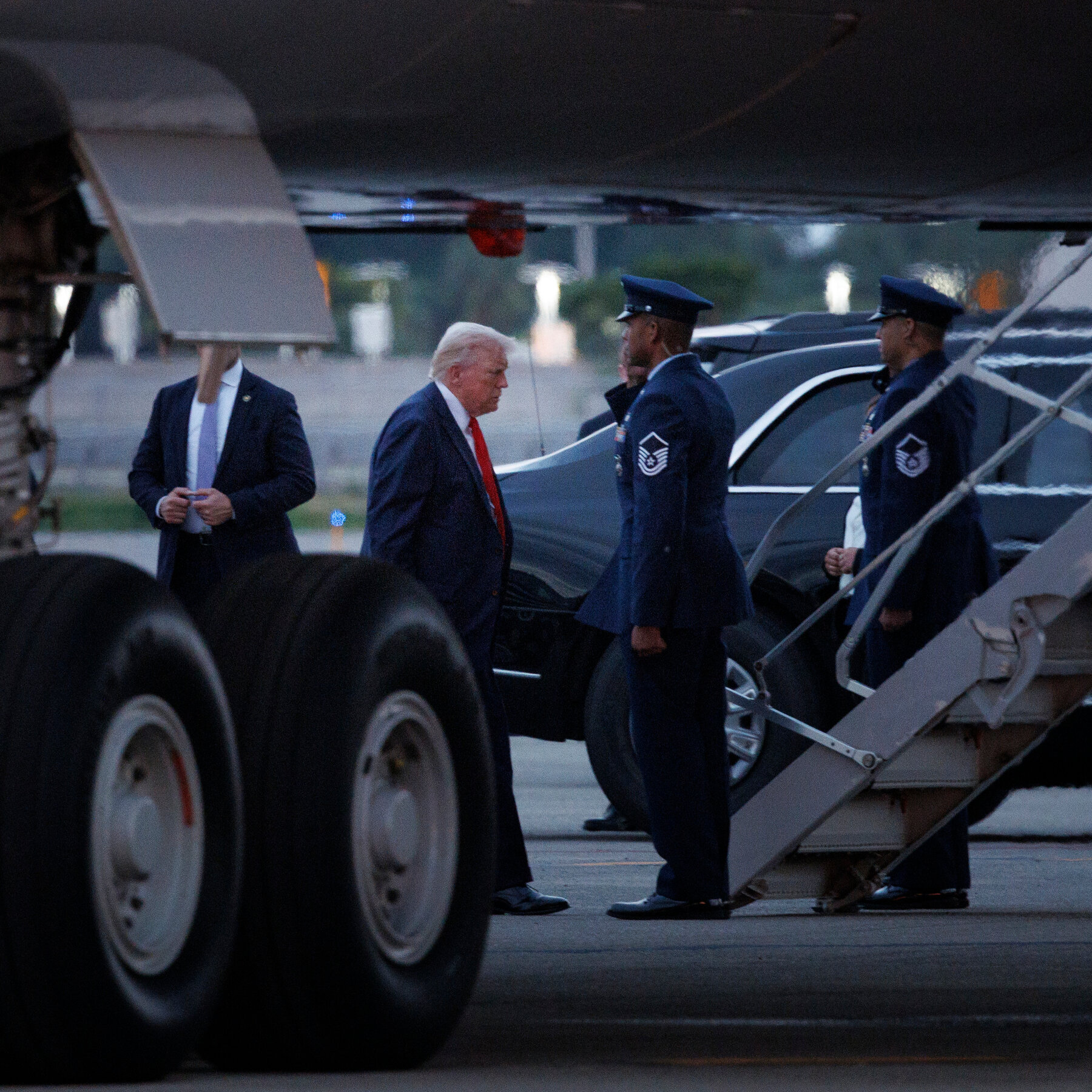 Trump to Meet President of El Salvador, Where Deportees Face Prison