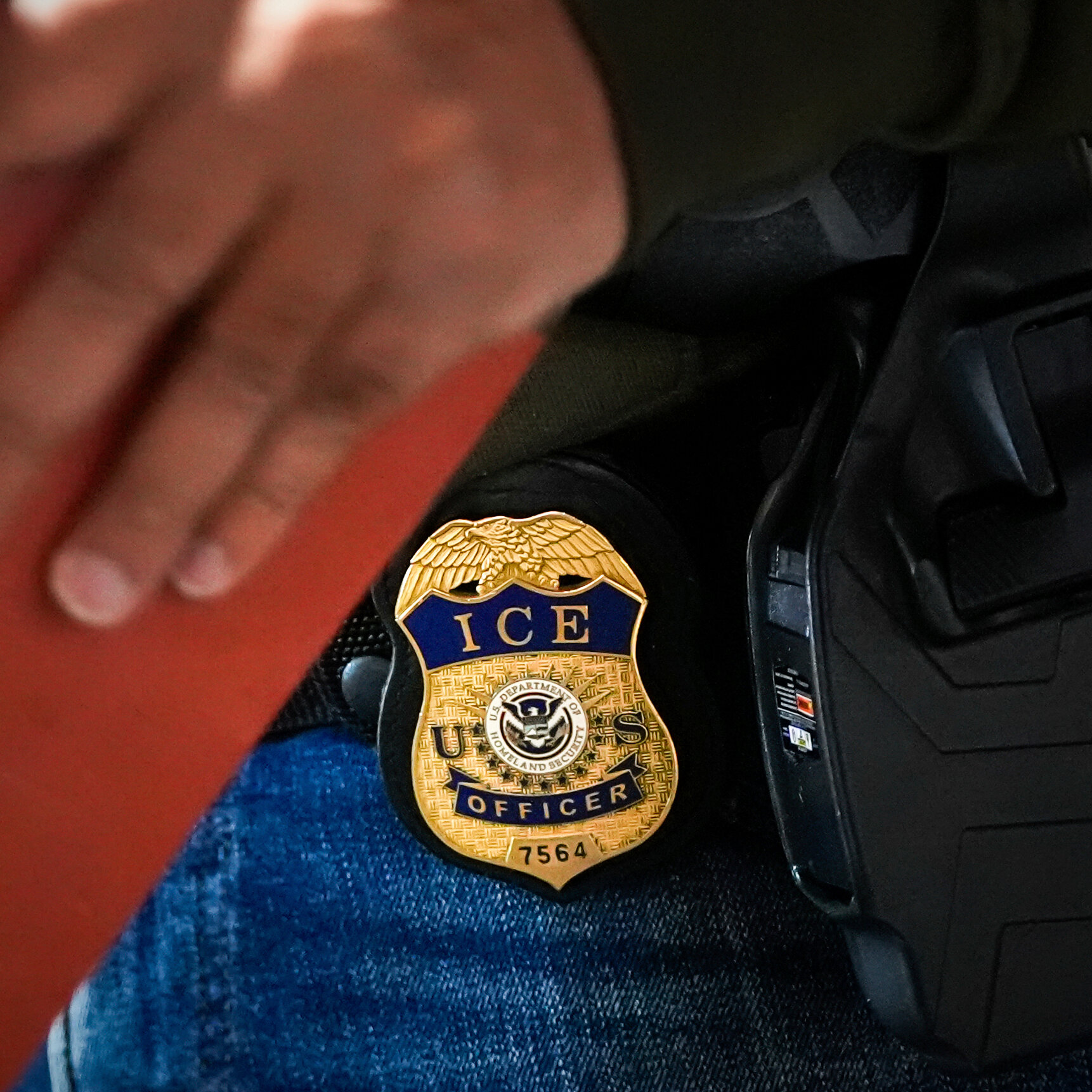 Trump’s Deportation Plan Is Said to Start Next Week in Chicago
