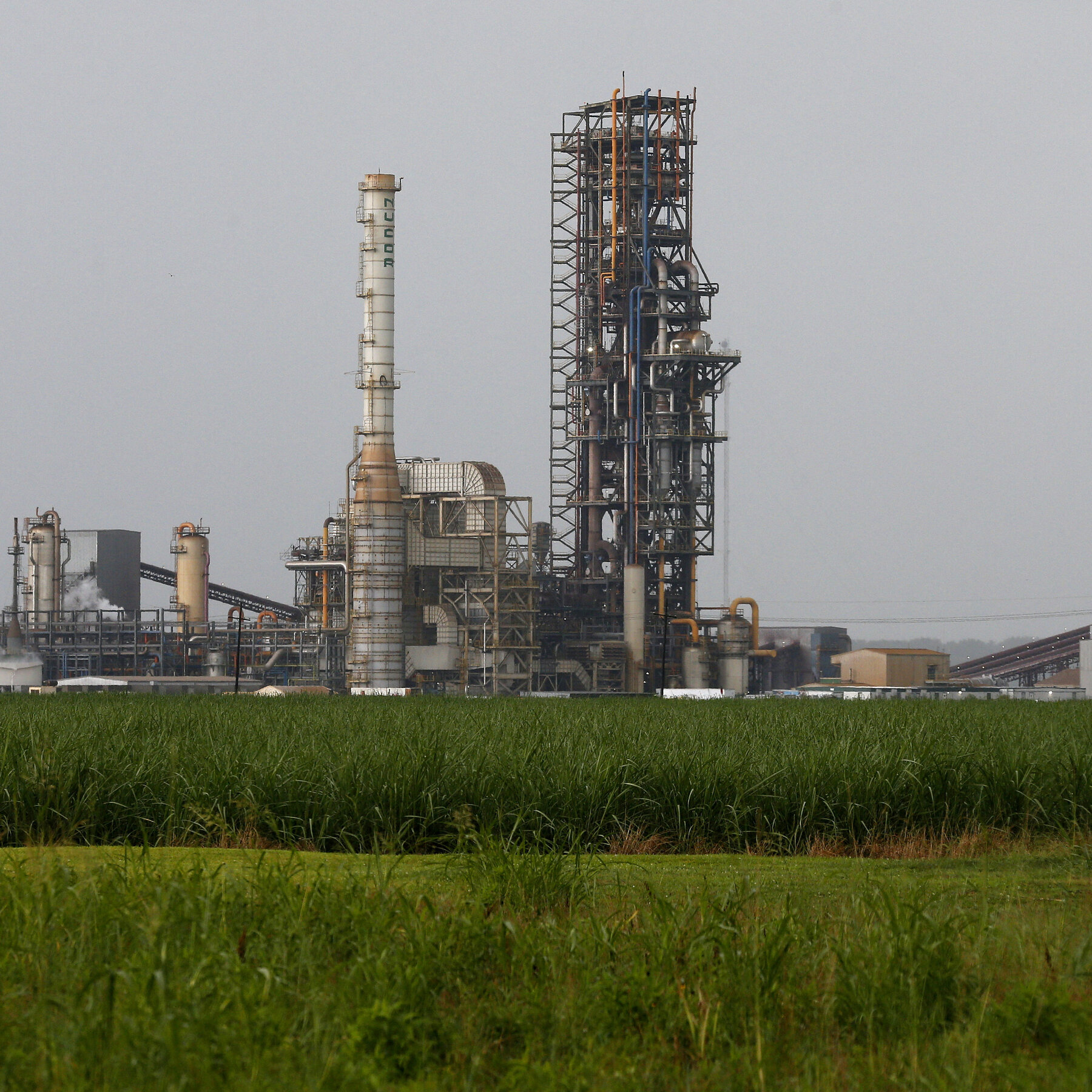 Trump’s E.P.A. Filing Fewer Lawsuits Against Polluters