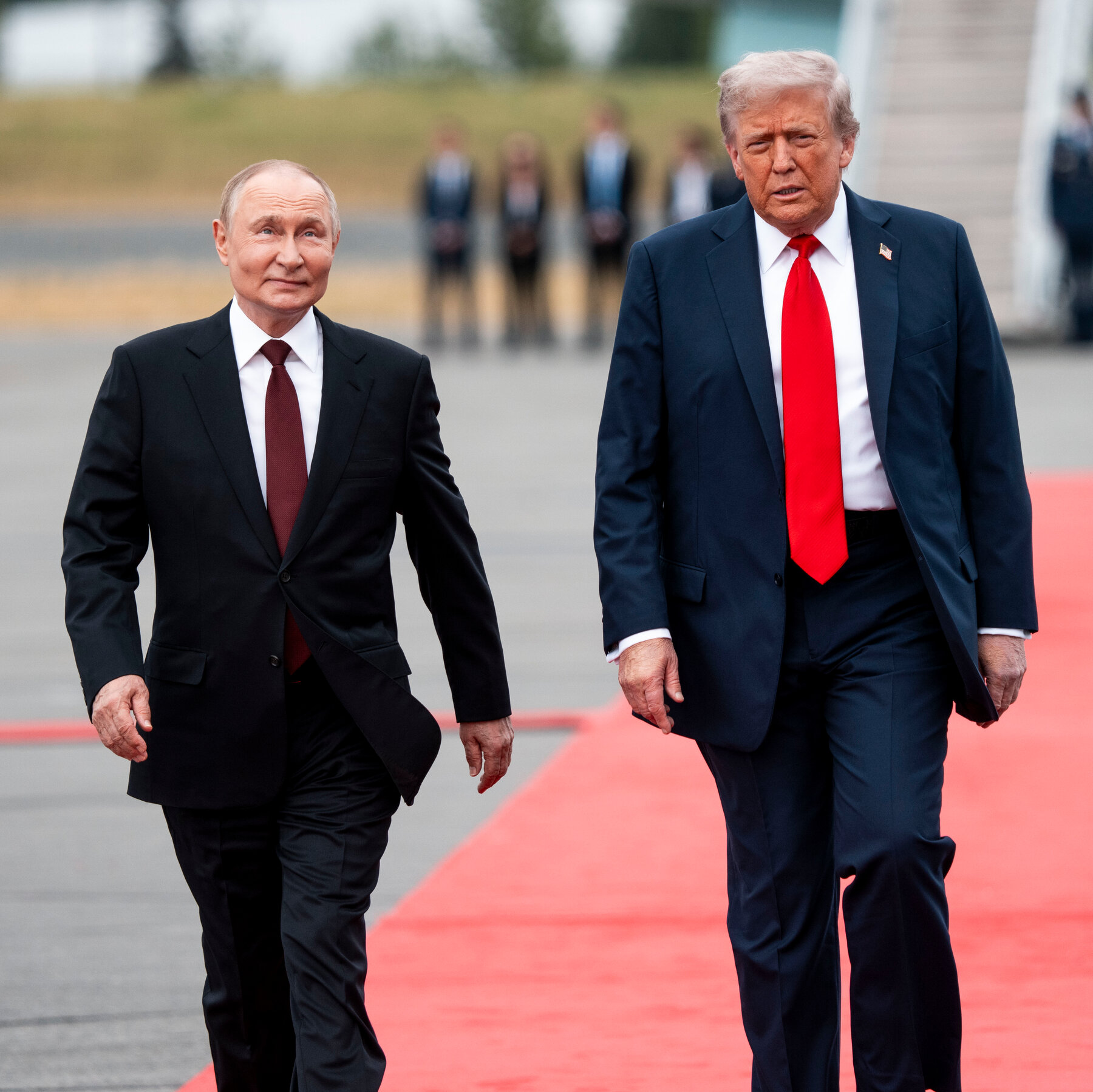 Trump’s Sanctions on Russian Oil Sector Ratchet Up Economic War