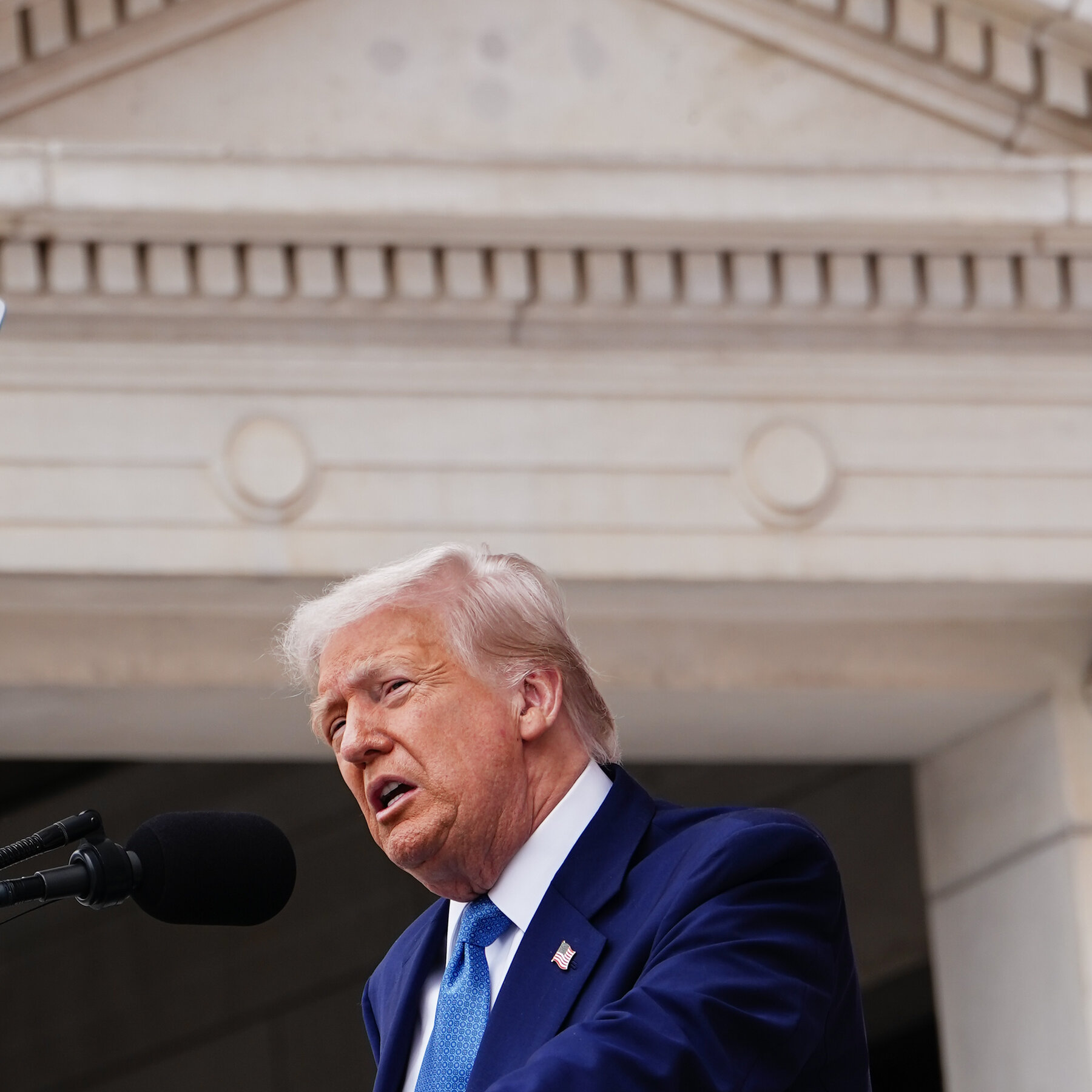 Tuesday Briefing: U.S. and E.U. Talk Trade