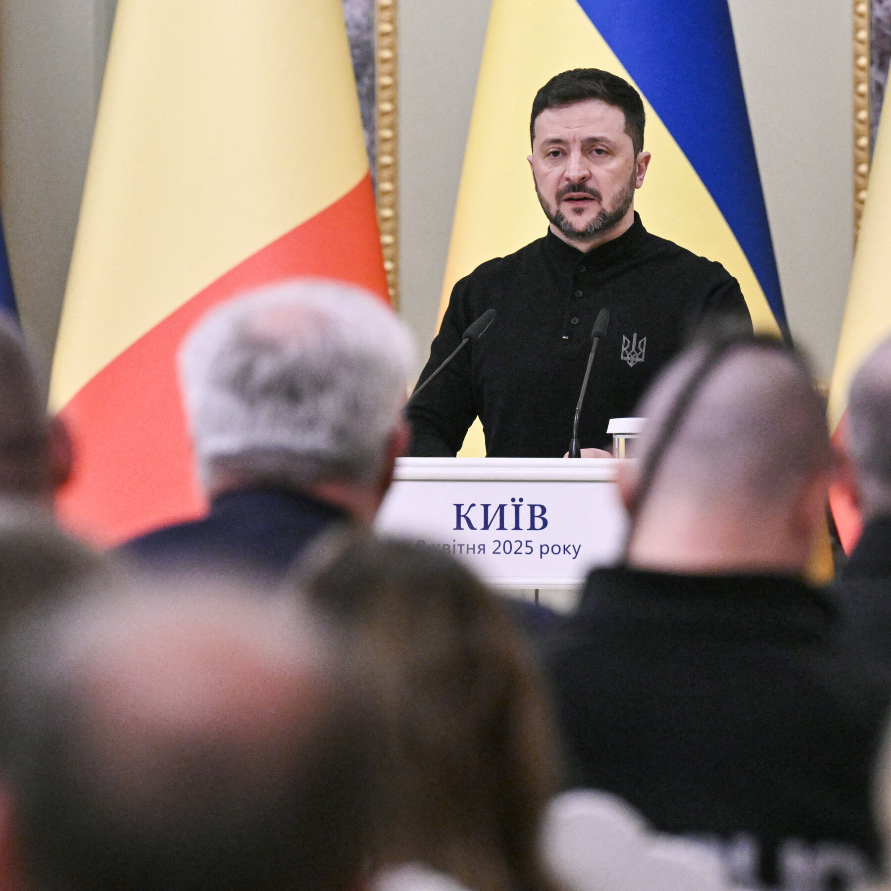 Two Chinese Citizens Captured in Ukraine While Fighting for Russia, Zelensky Says