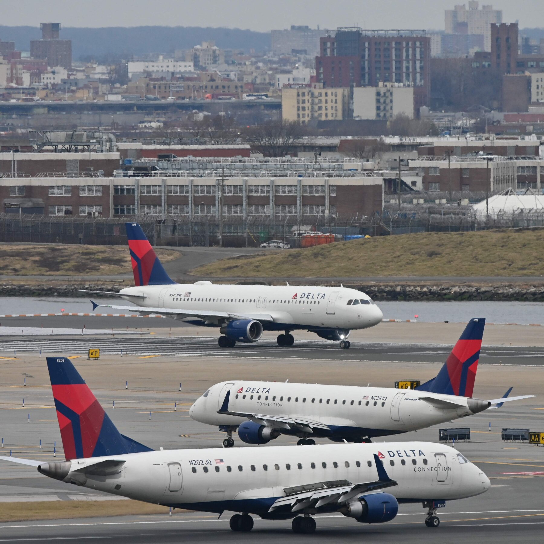 Two Planes Collide on LaGuardia Airport Taxiway