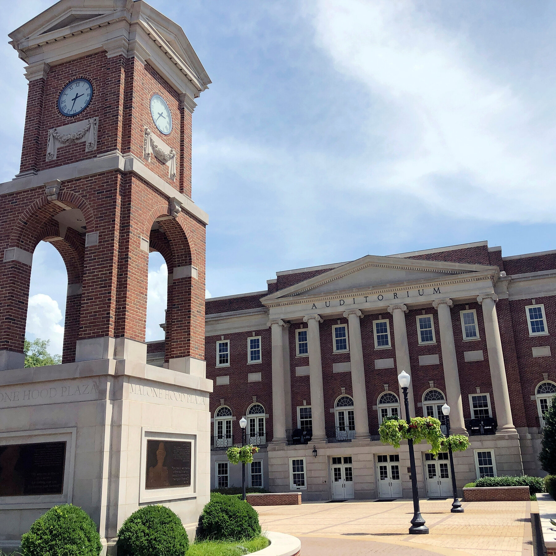 U. of Alabama Suspends Black and Female Student Magazines, Citing D.E.I. Guidance