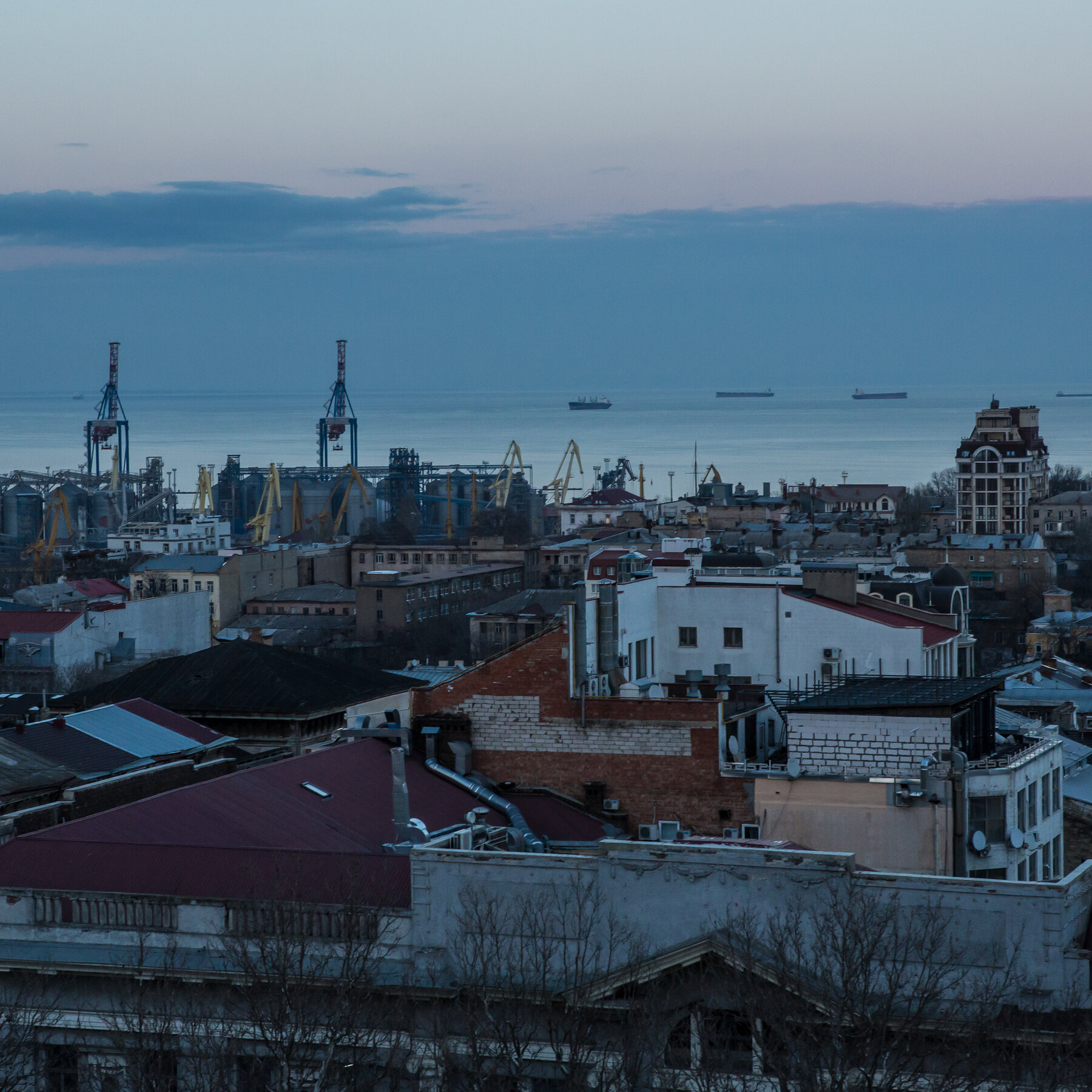 Ukraine and Russia Agree to Cease Fighting in the Black Sea, White House Says