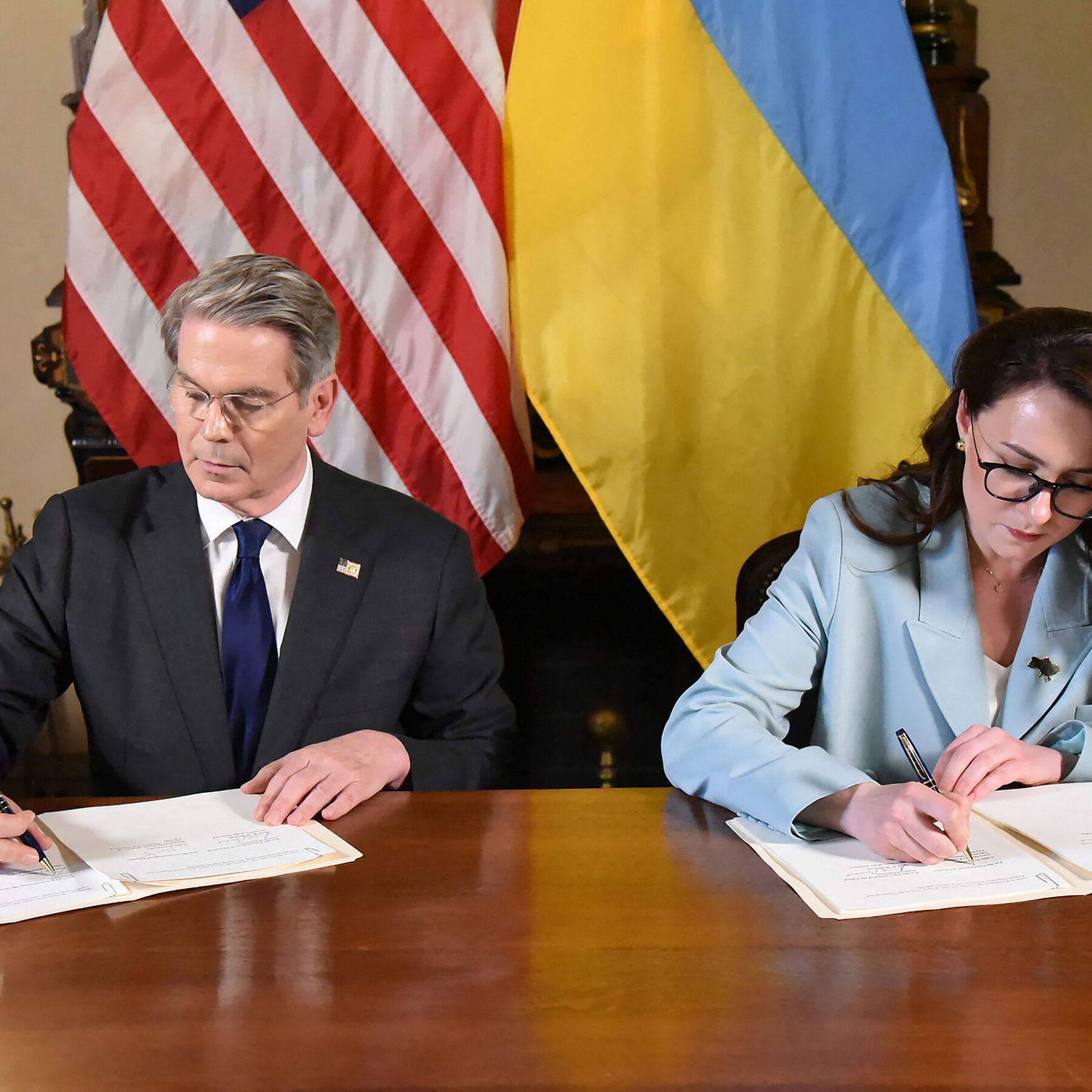 Ukraine Takes First Step Toward Carrying Out Minerals Deal With U.S.