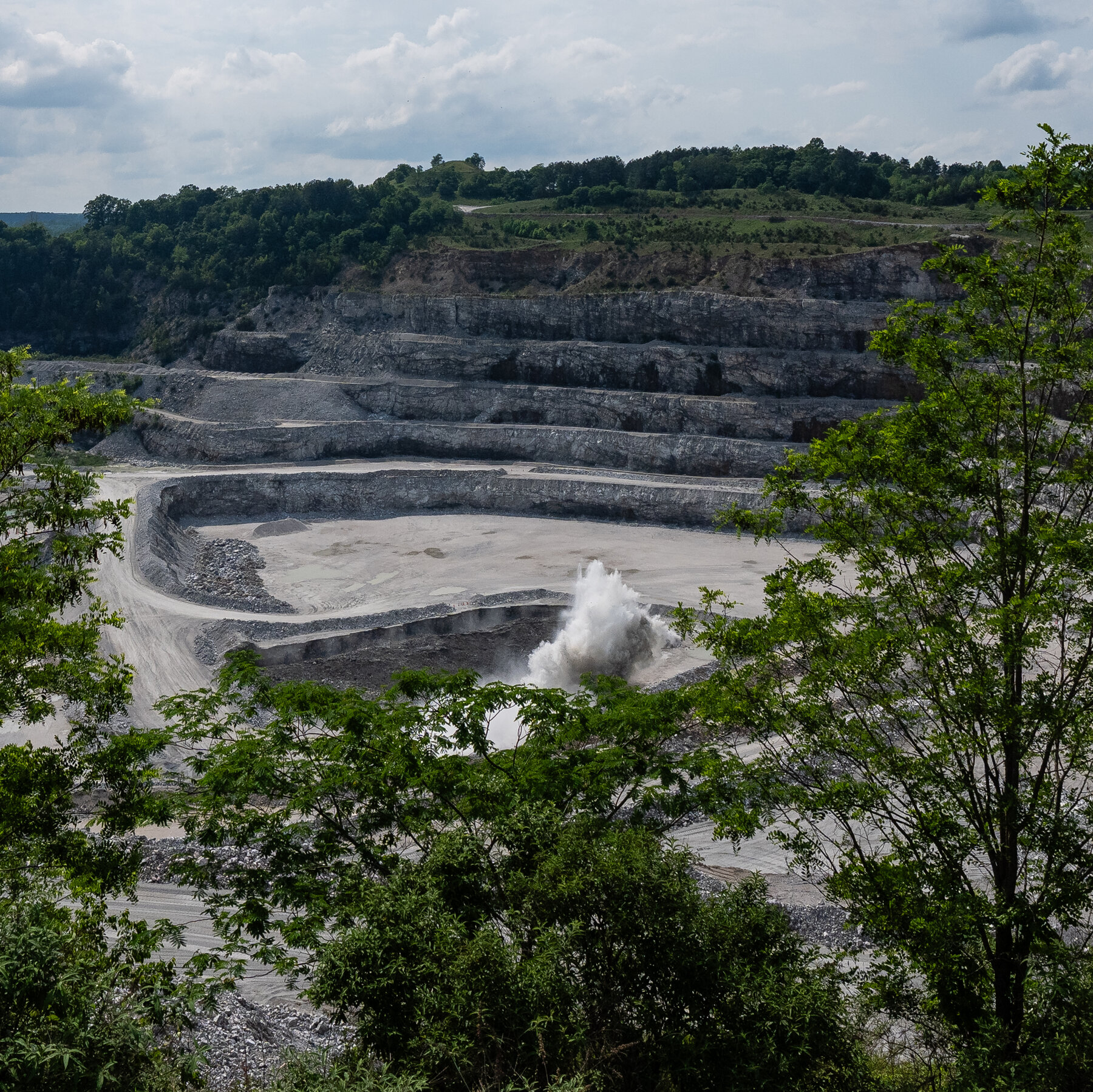 Ukraine War Leads to Global Shortage of TNT for Military and Mining Use