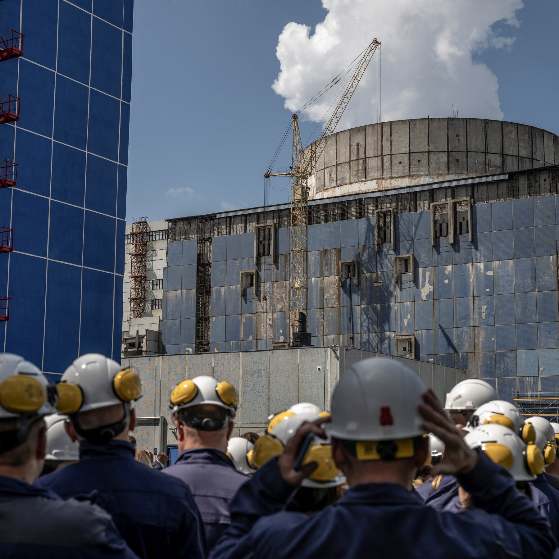 Ukrainian Lawmakers Approve Contentious Purchase of Nuclear Reactors