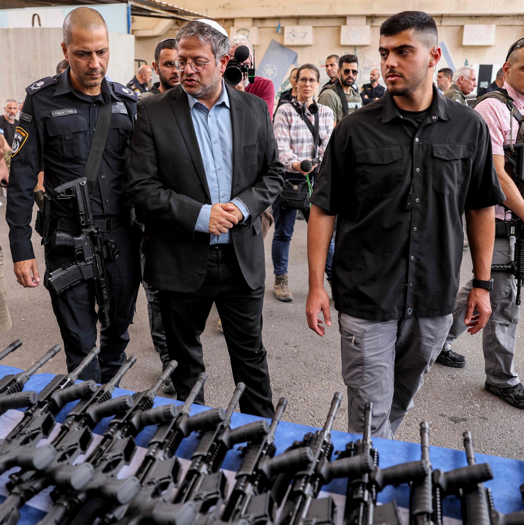 U.S. Considers Sending Israel 24,000 Assault Rifles Held Back Under Biden