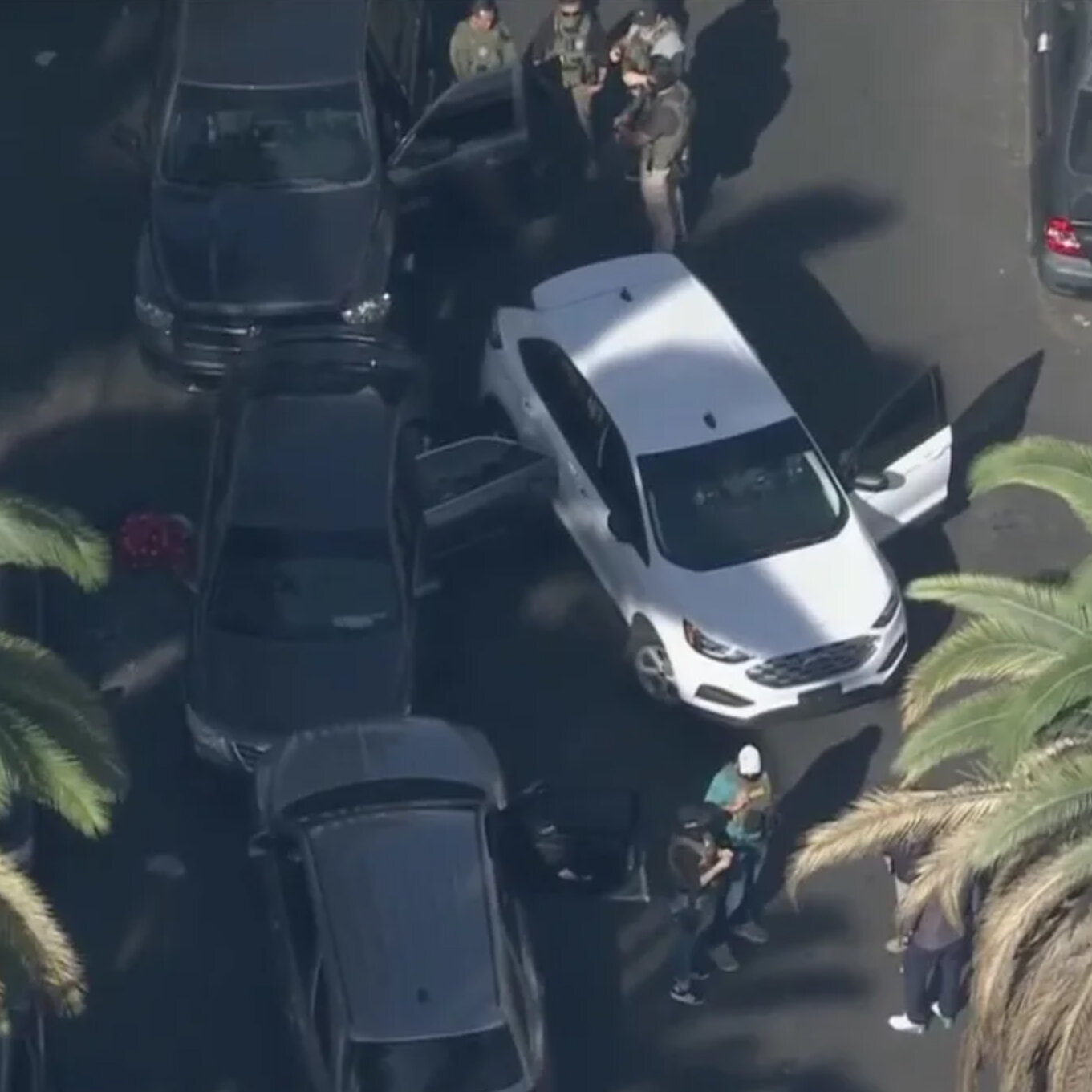 U.S. Marshal and Immigrant Are Shot During L.A. Traffic Stop