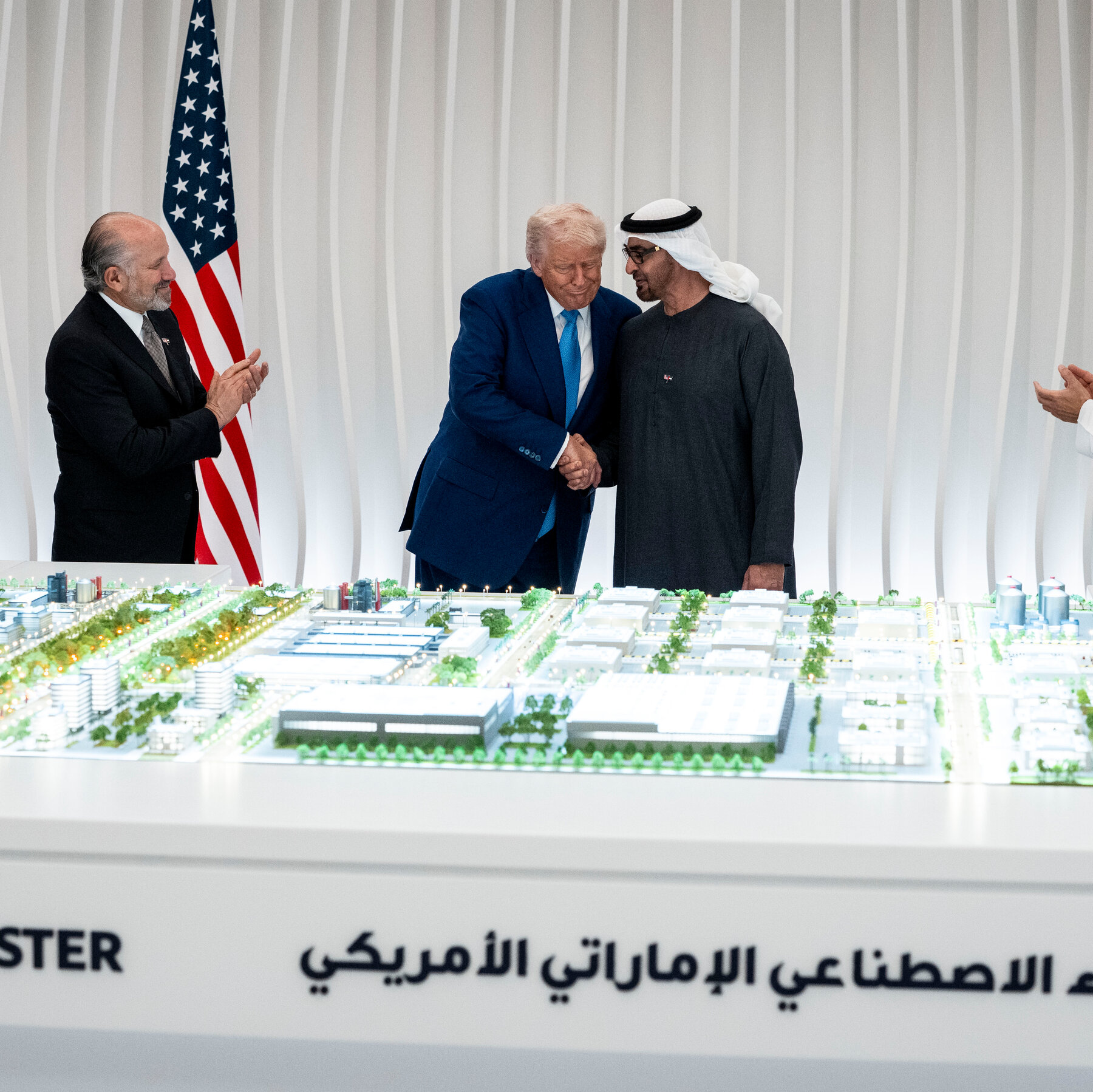 U.S. Unveils Sweeping A.I. Project in Abu Dhabi