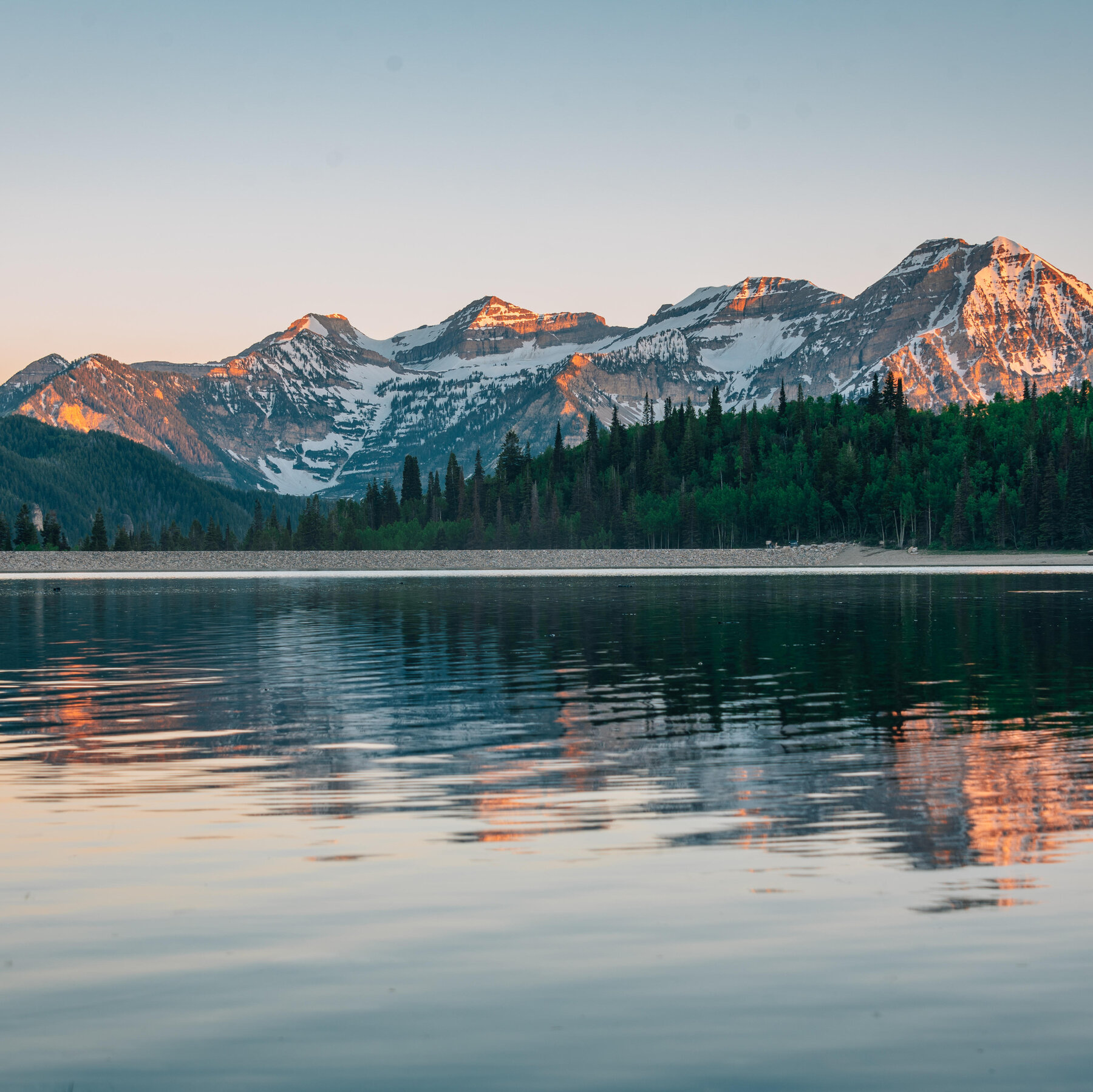 Utah Man Drowns Trying to Rescue Girl in Reservoir