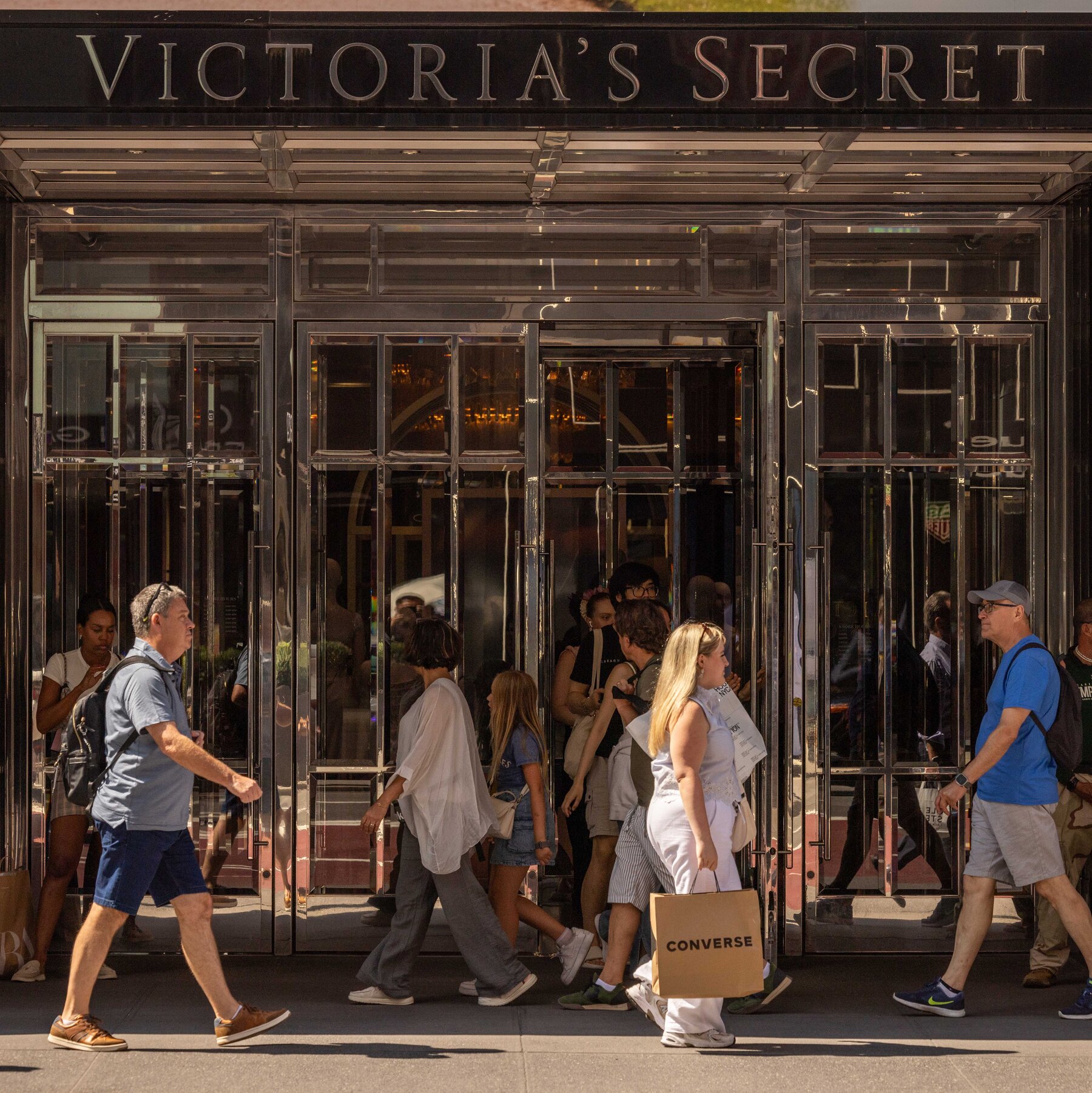 Victoria’s Secret Takes Down Website After Security Breach