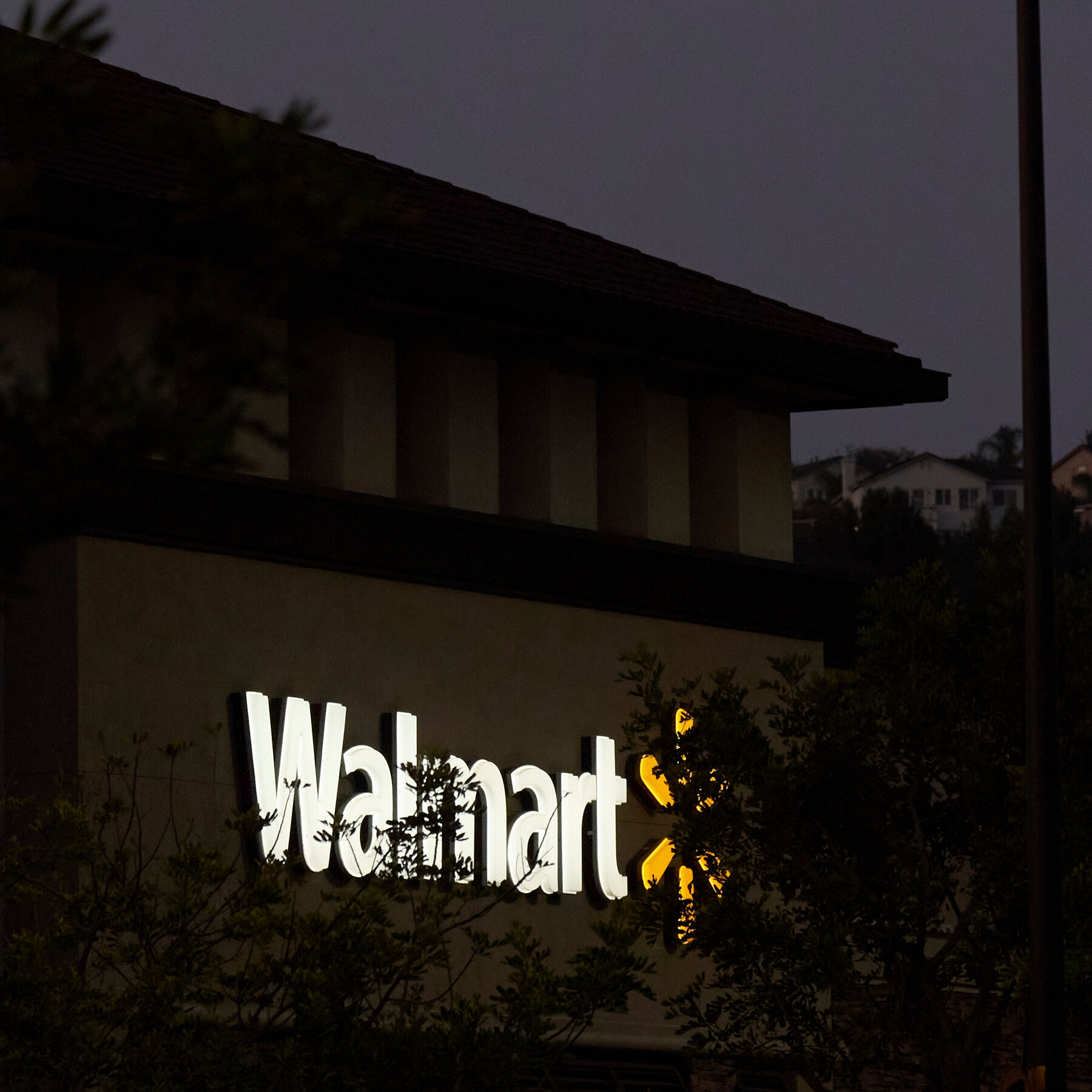 Walmart Says Trump’s Tariffs Have Added Uncertainty to Its Outlook