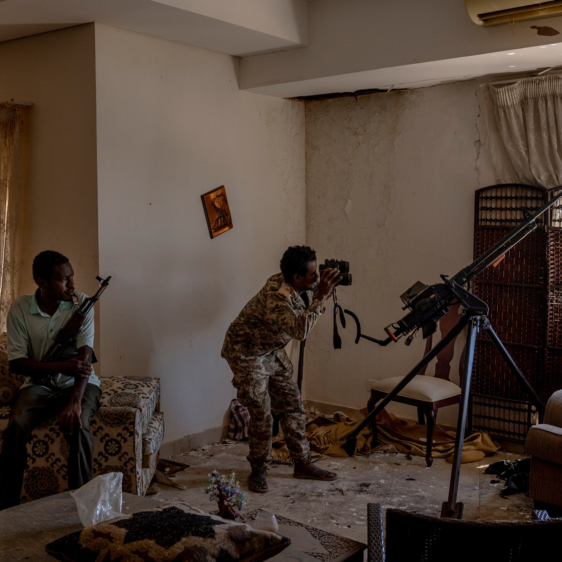 War in Sudan’s Capital Approaches Turning Point Over Presidential Palace