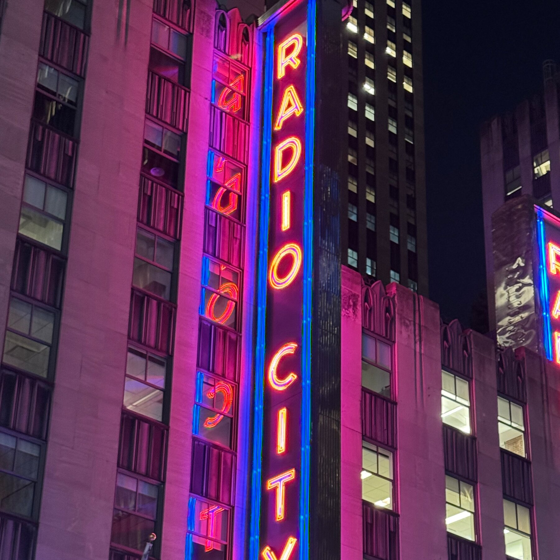 What to Expect at the 2025 Tony Awards: ‘Hamilton,’ Robots and More