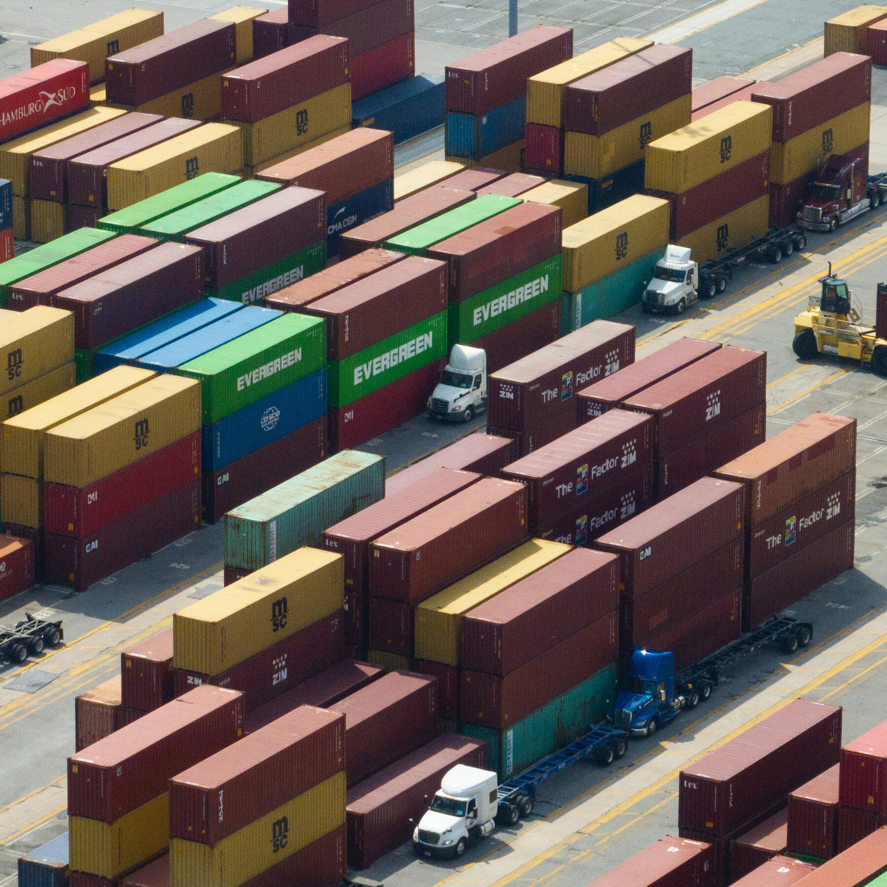 Who Pays for U.S. Tariffs, and Where Does the Money Go?