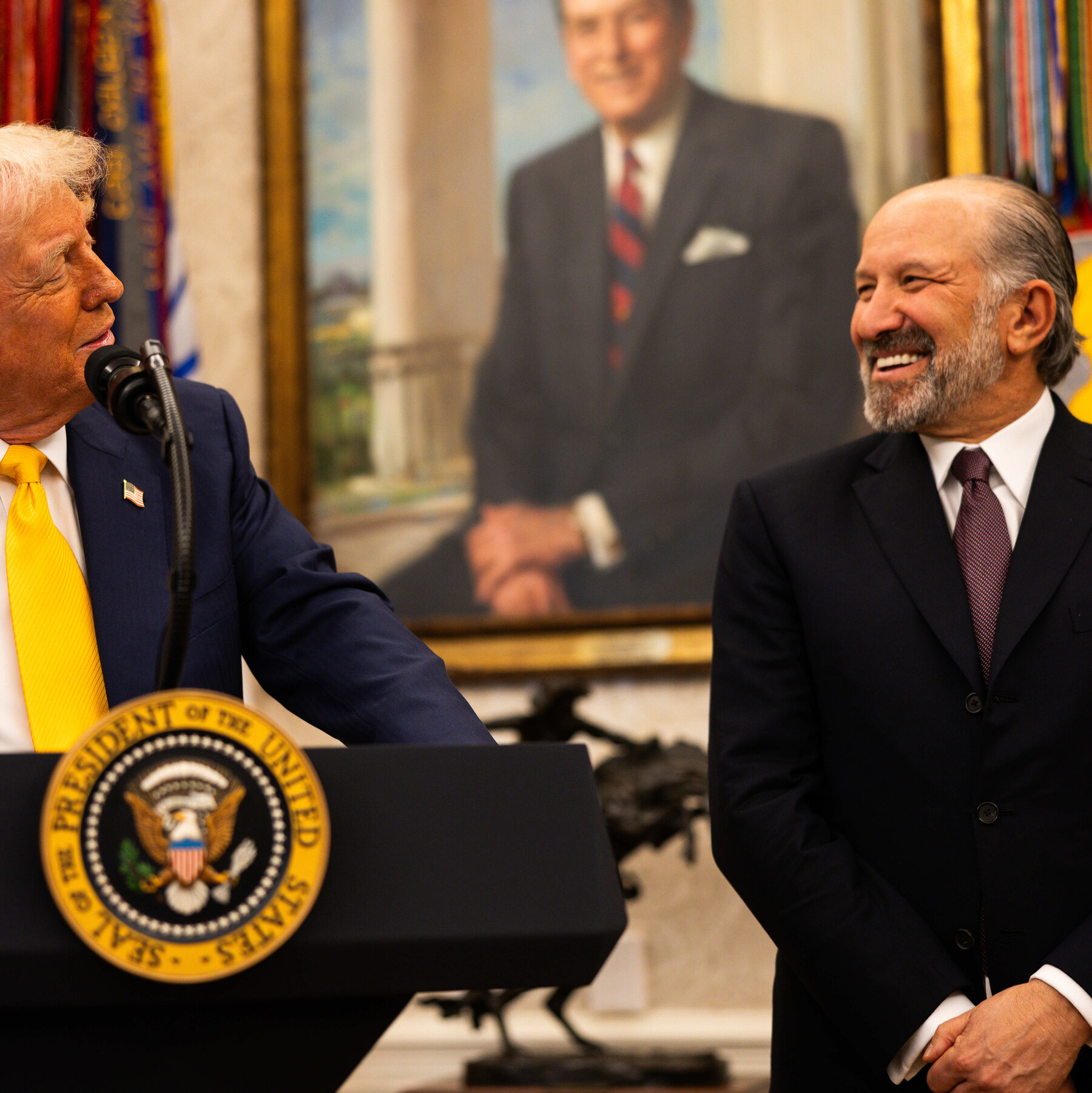 Who’s Got Trump’s Ear on Tariffs? Lutnick or Navarro?