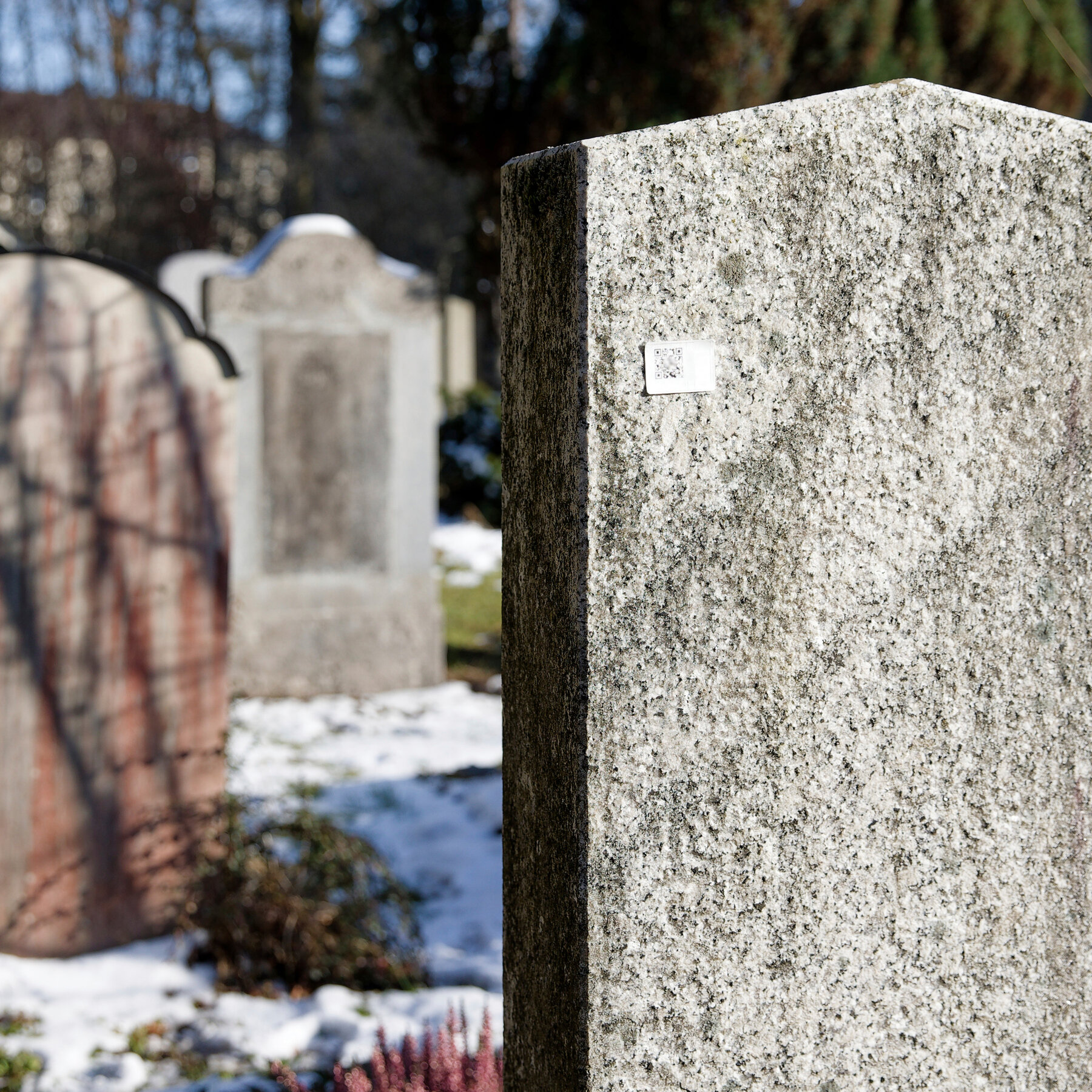 Why Did QR Codes Appear on About 1,000 Graves in Munich?