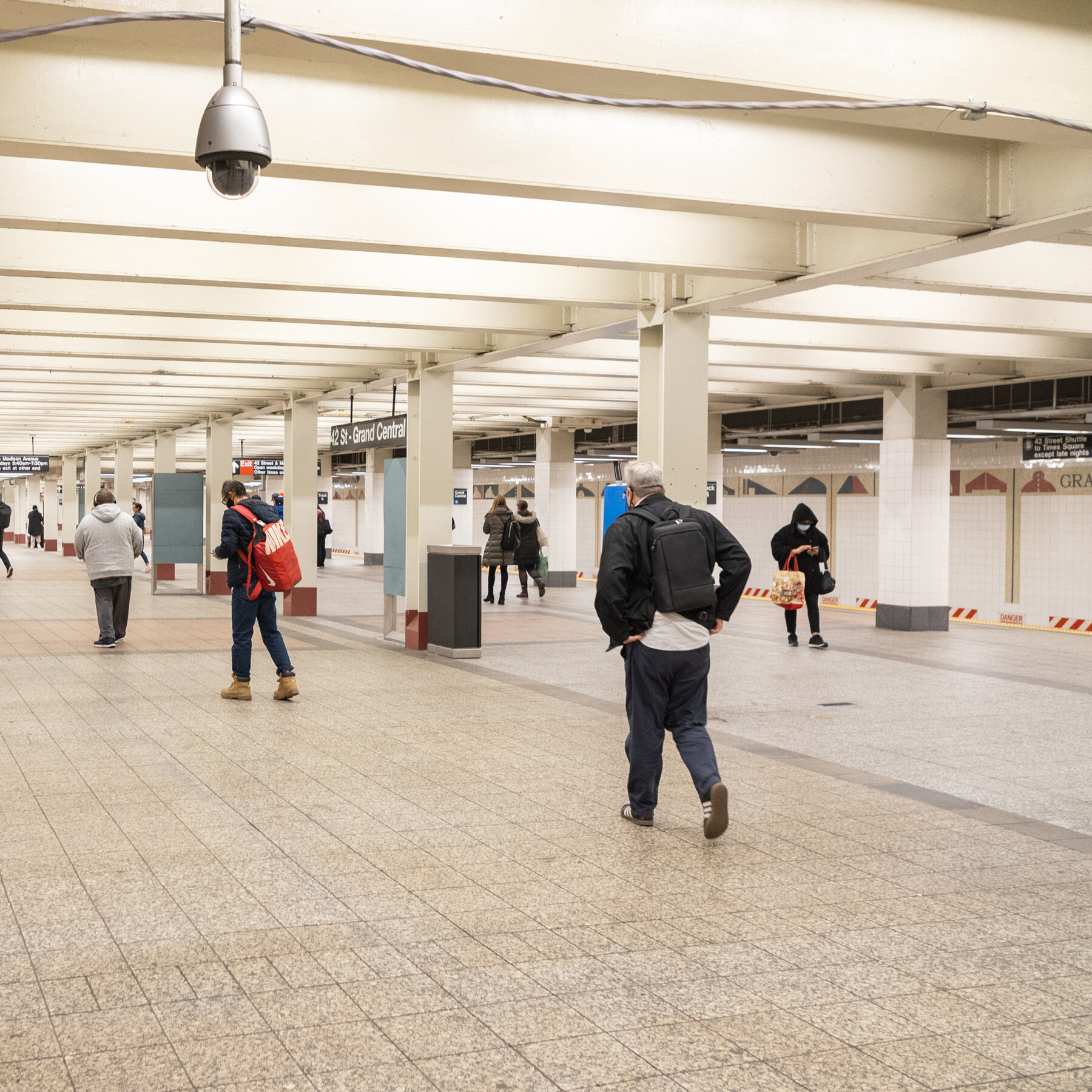 Why the Grand Central Subway Passageway Smells Woodsy