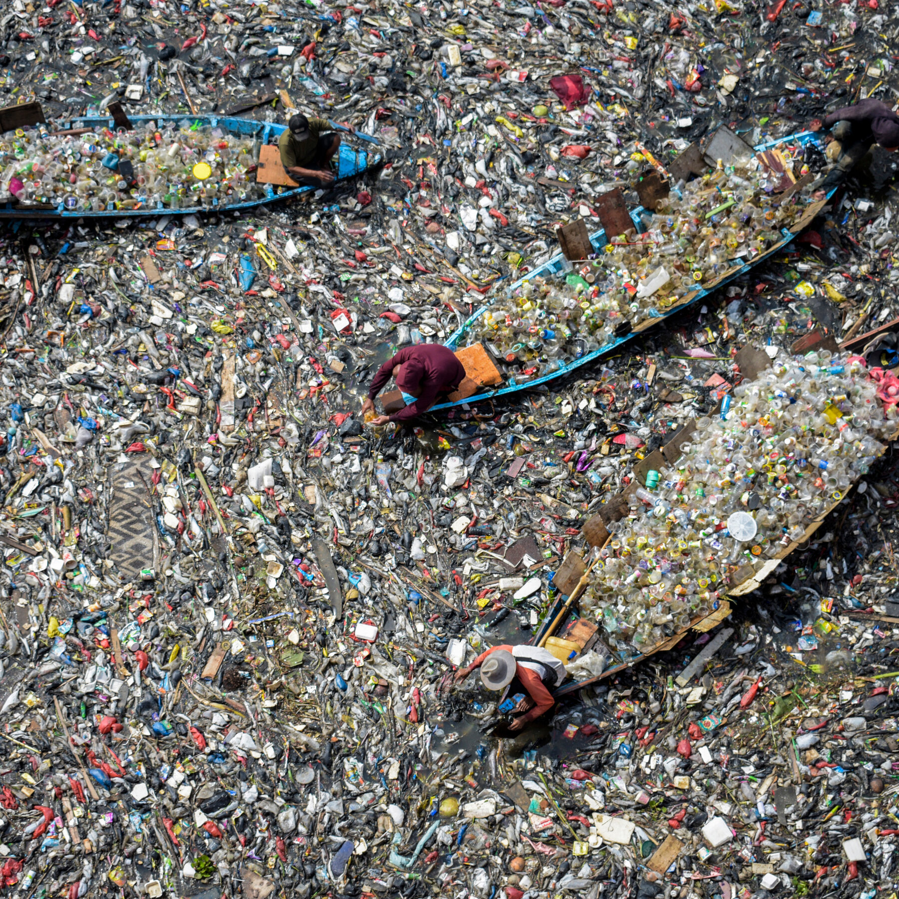 Why the World Is Deadlocked Over a Treaty to Stop Plastics Pollution