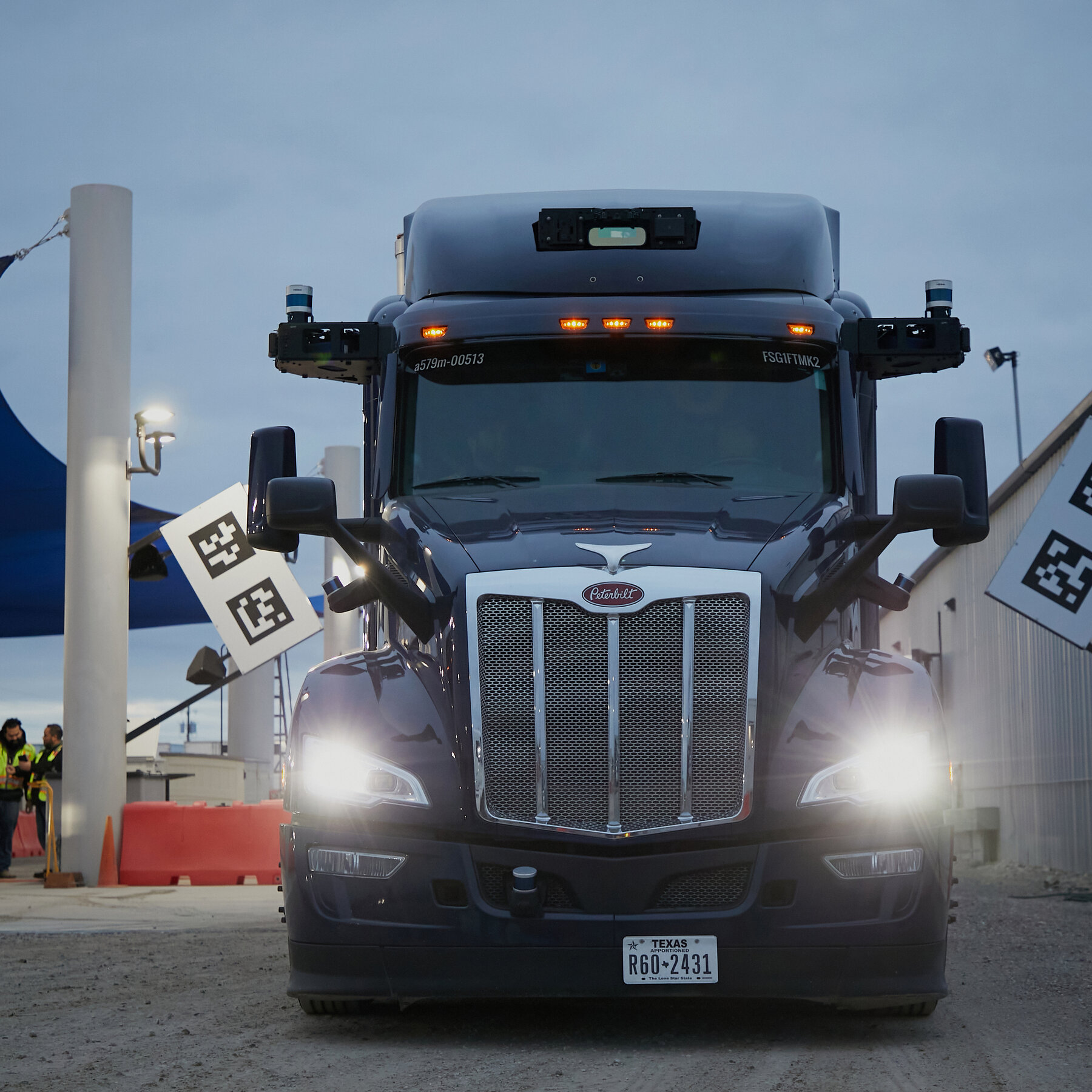 Yes, That 18-Wheeler on a Texas Highway Is Driving Itself