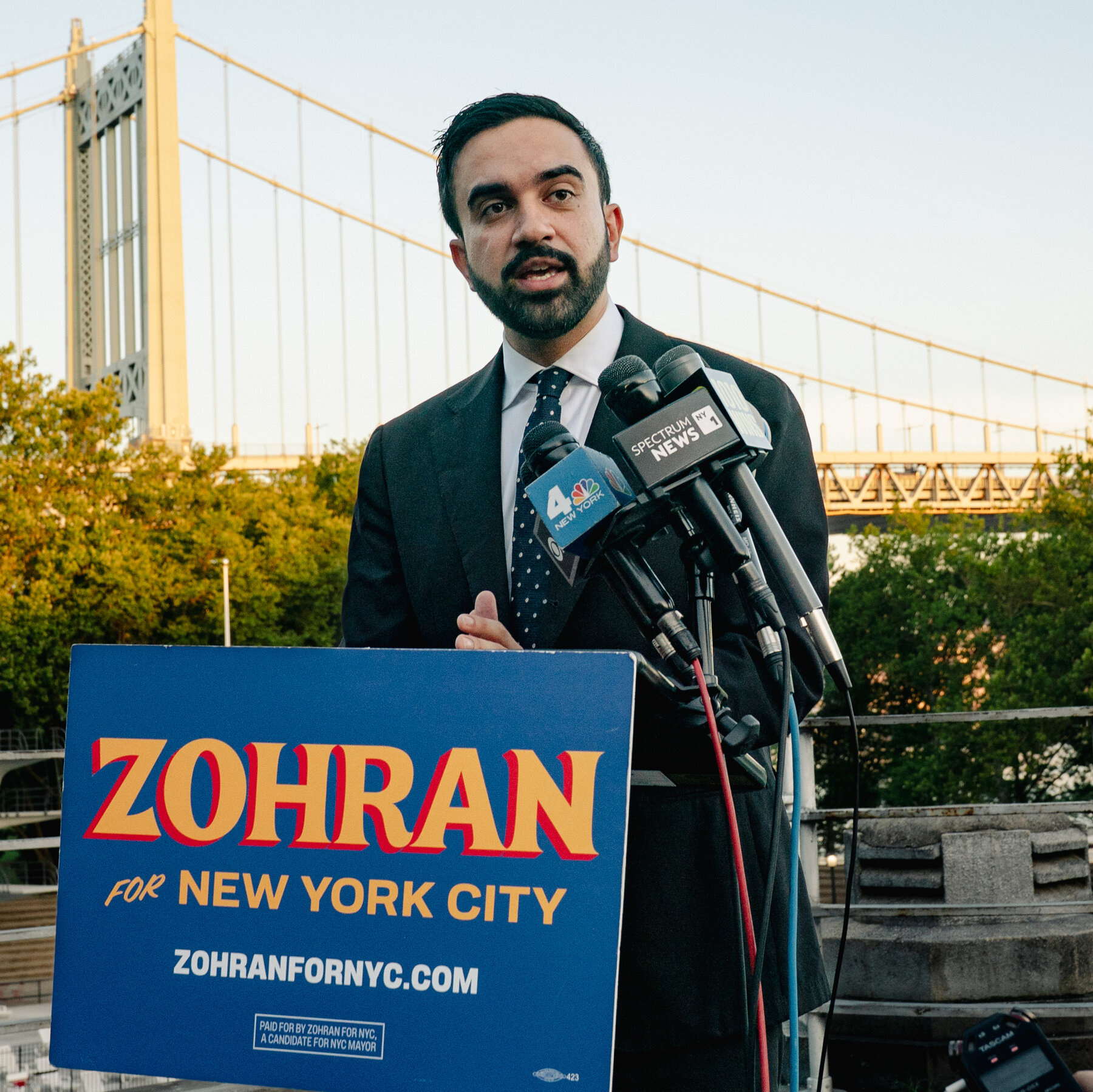 Zohran Mamdani starts Primary Day with a speech at dawn in Queens.